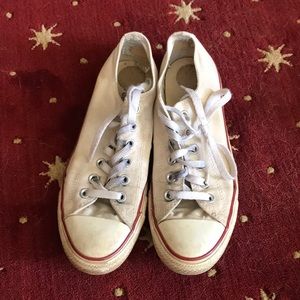 White converse